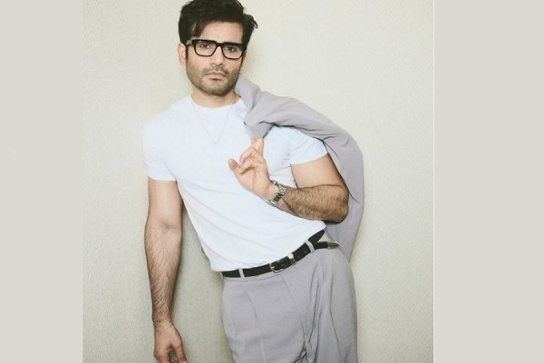 Karan Tacker heaps praise on Anupam Kher: A ‘sweet gentleman, hardworking individual’
