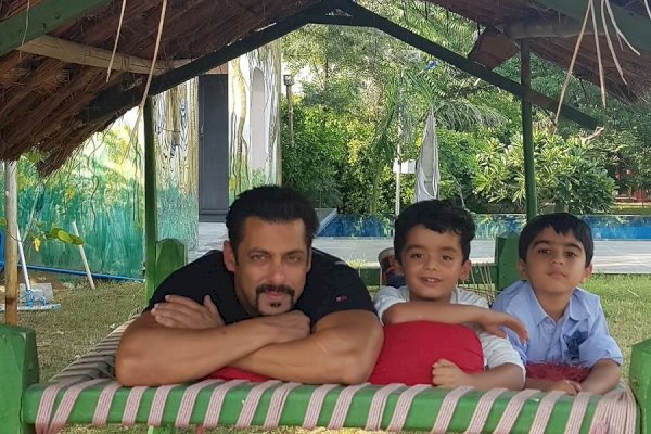 Salman Khan's strong bond with children shines through these fond memories