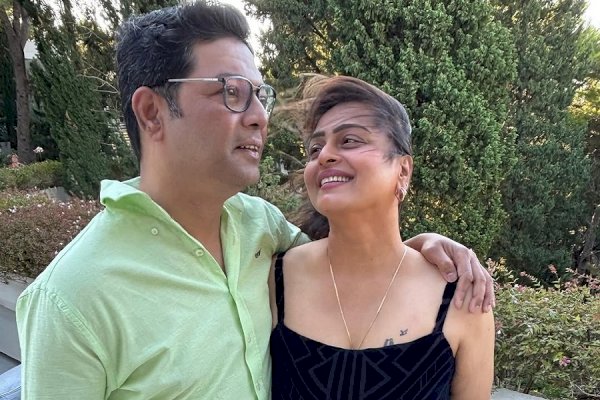 Shilpa Shirodkar pens a lovely birthday wish for her 'anchor' Aparesh Ranjit 
