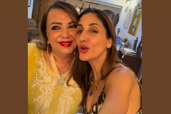 Zarine Khan's daughter Farah says 'no one can ever be like you' as she remembers her mom