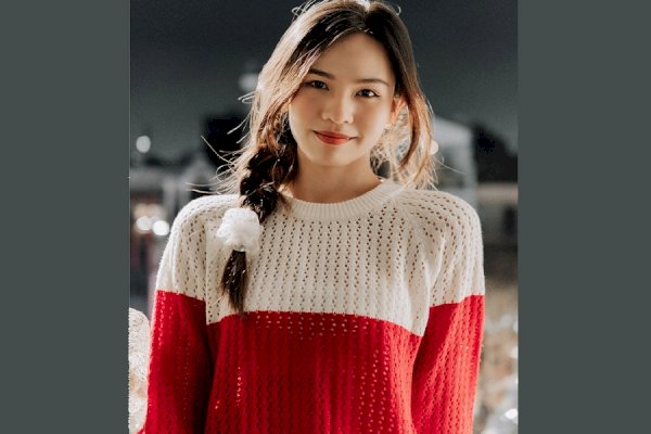 Girls’ Winter Hoodie: Cozy, Chic, and Effortlessly Cool