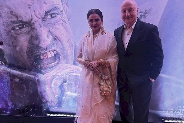 Anupam Kher meets Rekha, calls her ‘eternal’