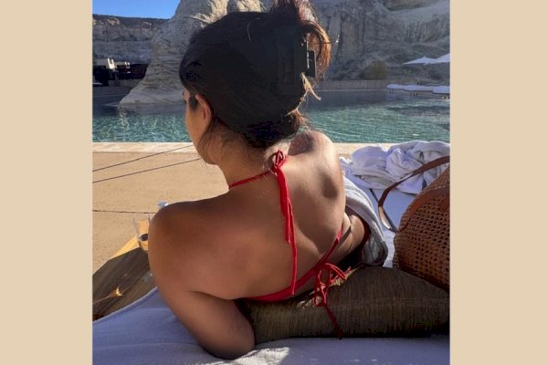 Nick Jonas celebrates 7 years of being married to his 'dream girl' Priyanka Chopra'