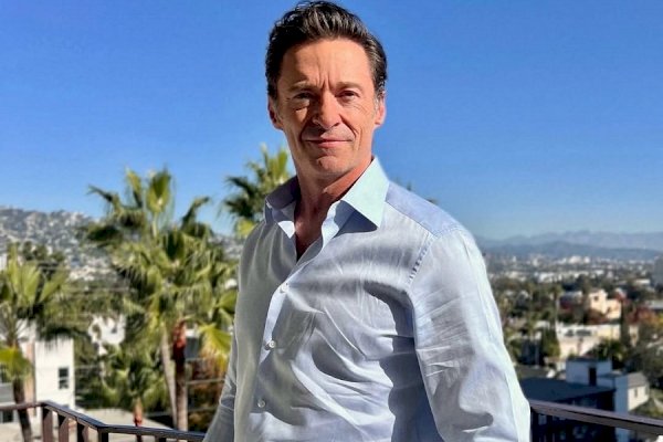 Hugh Jackman had a karaoke sleepover at Neil Diamond’s house