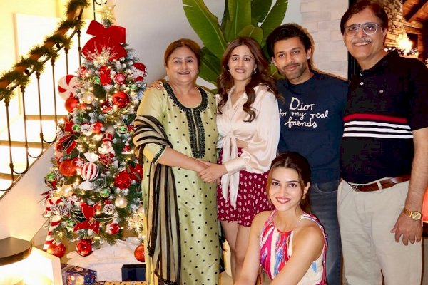 Kriti Sanon celebrates Christmas with sister Nupur & to be brother-in-law Stebin Ben