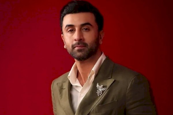 Ranbir Kapoor, Alia Bhatt return to Mumbai after New Year vacation