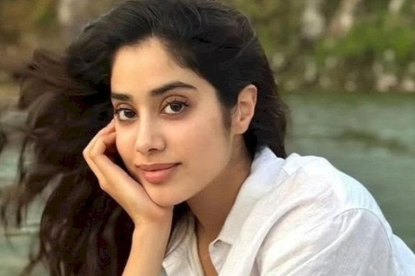 Janhvi Kapoor opts for a simple white salwar kurta for birthday special Tirumala temple visit
