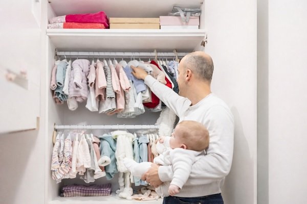How to Shop for Your Baby’s First Wardrobe