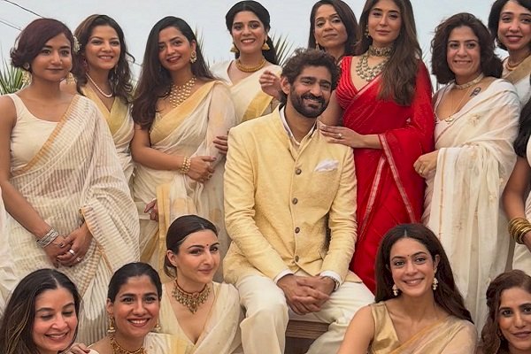 Soha Ali Khan twins with the girl gang at Kritika Kamra & Gaurav Kapur wedding
