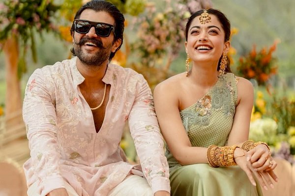 Vijay Deverakonda & Rashmika Mandanna ended up playing Holi during their Haldi ceremony