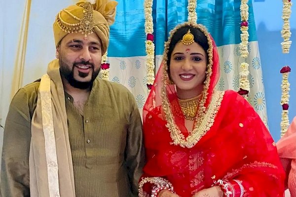 Badshah marries Punjabi actress Isha Rikhi! Mother-in-law drops wedding photos
