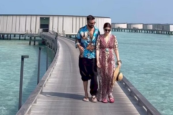 Akshay Kumar says he still falls for wife Twinkle Khanna daily