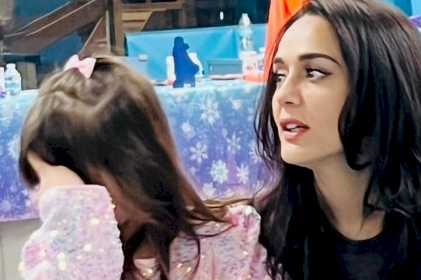 Preity Zinta shares pics of personal adorable moments with her twin babies