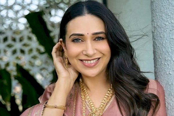 Karisma Kapoor recalls watching Rishi Kapoor's iconic song‘Dafli Wale’ in theatres as a child