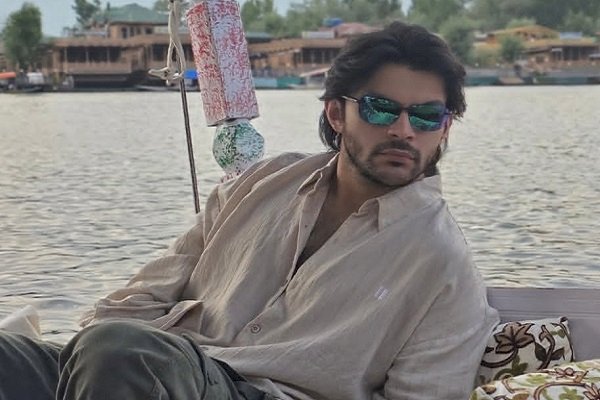 Veer Pahariya soaks in Kashmir's magic during first visit, calls it 'Paradise on Earth'