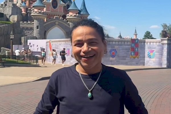 Kailash Kher finds childhood joy in Paris, says ‘the greatest journey is rediscovering the child within’