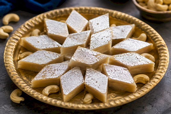 Quick and Easy Kaju Katli Recipe for Festivals and Celebrations
