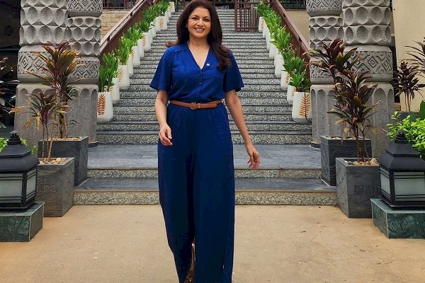 Bhagyashree reveals her fitness mantra, shares exercise for strength and stability