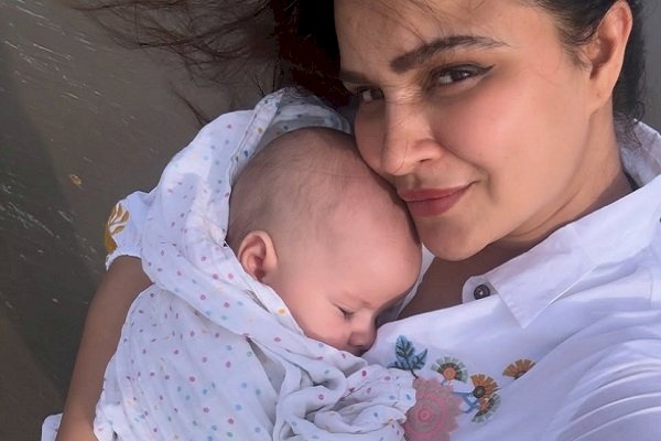 Aashka Goradia says holding her four-month-old baby boy is like ‘holding the whole world’
