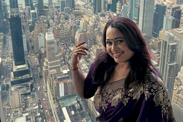 Sonalika Joshi flaunts saree at New York’s Empire State Building