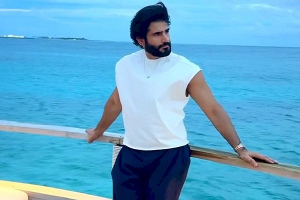 Karan Tacker escapes to Maldives for a relaxing break before getting back to work