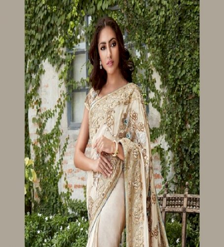 Everyday Elegance: Daily Use Fashion Sarees