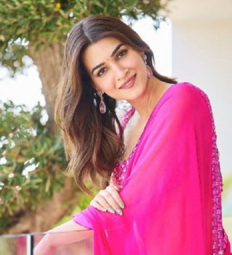 Kriti Sanon reveals her favourite “shaadi song”