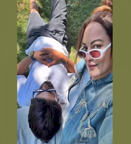 Zaheer Iqbal rests his head on Sonakshi's lap as they soak in sun