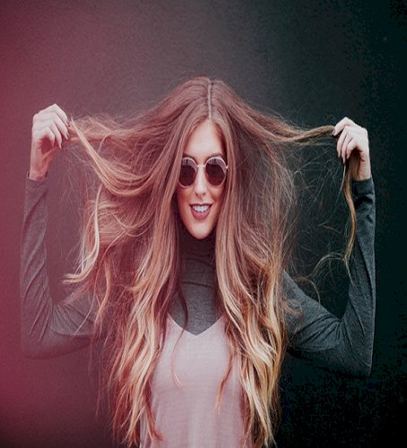 Shining Through: The Rise of Hair Highlights for Girls in 2025