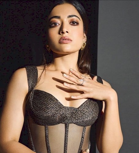 Rashmika Mandanna is a beauty in black as she gets back on the red carpet