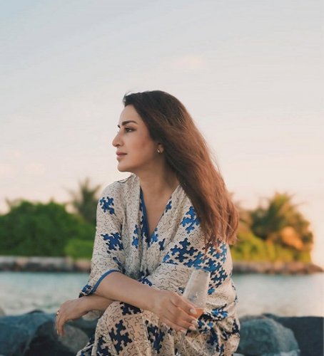 Tisca Chopra shares sneak peeks from her Maldives diaries with husband & daughter