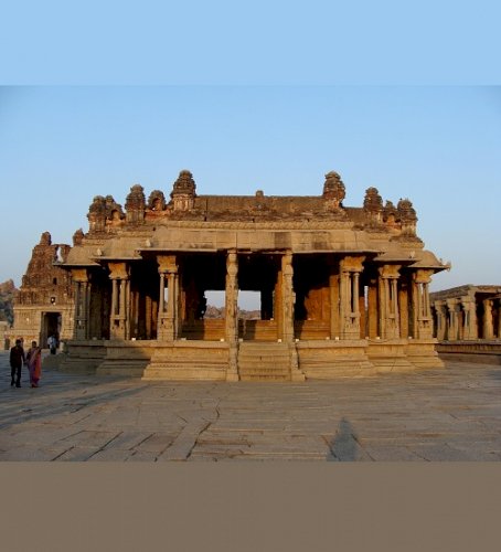 Hampi, Karnataka: A Journey Through the Stone-Carved Glory of the Vijayanagara Empire