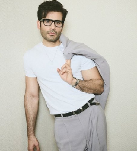 Karan Tacker heaps praise on Anupam Kher: A ‘sweet gentleman, hardworking individual’