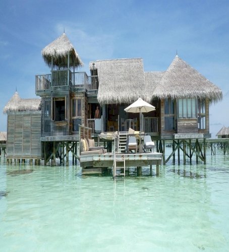 Paradise Found: A Travel Guide to the Maldives