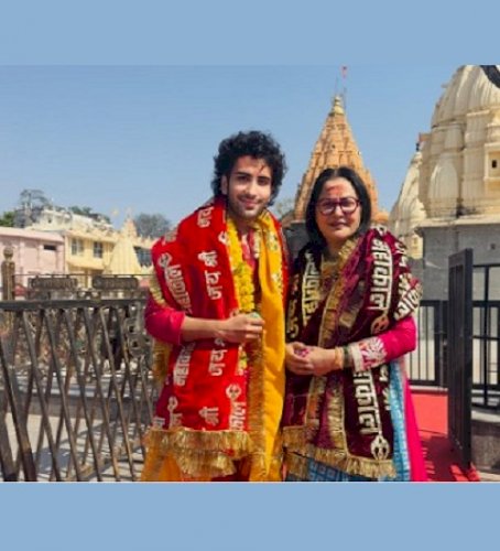 Jaya Prada celebrates Bihar victory, seeks blessings with son at Ujjain’s Mahakal temple