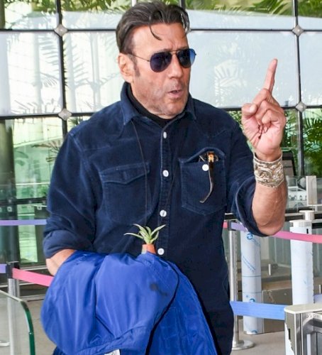 Jackie Shroff wishes Zeenat Aman on her 74th birthday