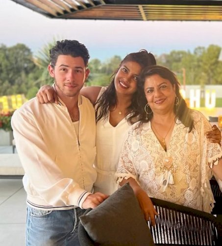 Priyanka Chopra's mother Madhu Chopra wishes daughter and SIL Nick Jonas on their 7th wedding anniversary