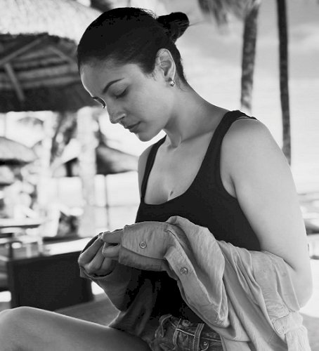 Shehnaaz Gill finds ‘wholeness in being alone’