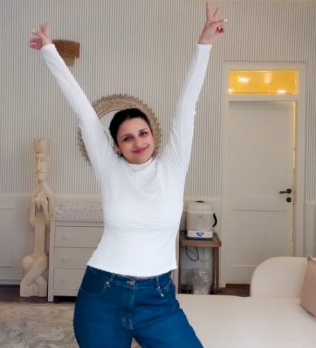 New mommy Parineeti Chopra says she is dealing with ‘postpartum symptoms’