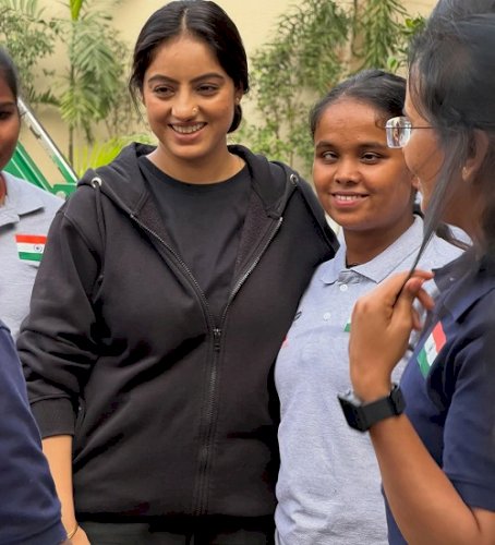 Deepika Singh meets blind women’s cricket team: Some love truly sees beyond sight