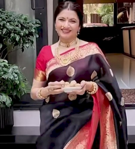 Bhagyashree teaches a healthy way of making 'tilgul' ahead of Makar Sankranti