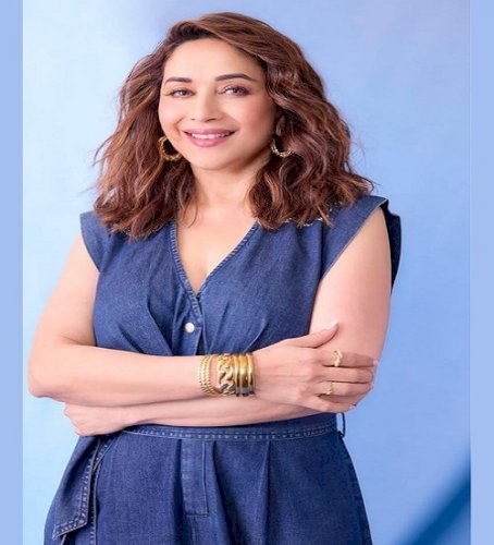 Madhuri Dixit recreates iconic ‘Dhak Dhak Karne Laga’ dance step