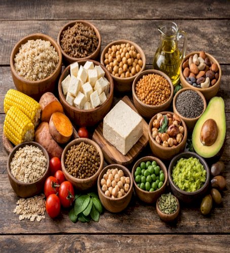 Understanding Macros: Carbs, Proteins & Fats – The Foundation of Smart Nutrition