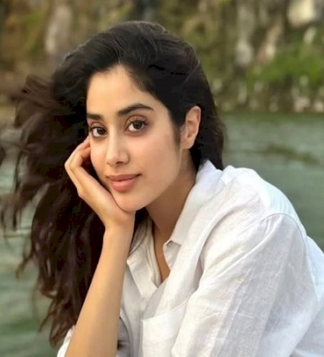 Janhvi Kapoor opts for a simple white salwar kurta for birthday special Tirumala temple visit