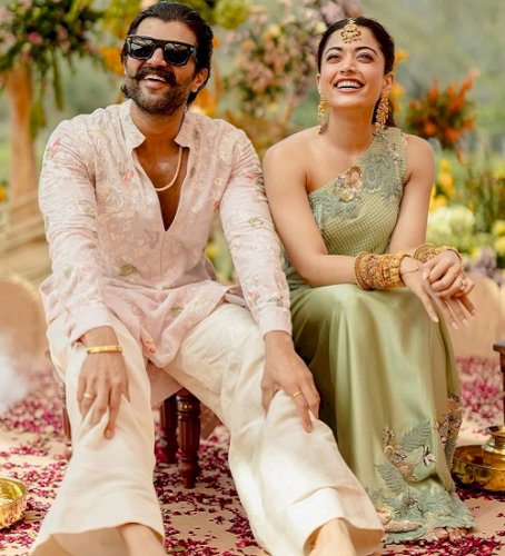 Vijay Deverakonda & Rashmika Mandanna ended up playing Holi during their Haldi ceremony
