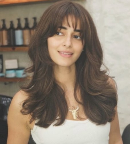 Ananya Panday undergoes the scissors, gets a fresh new look