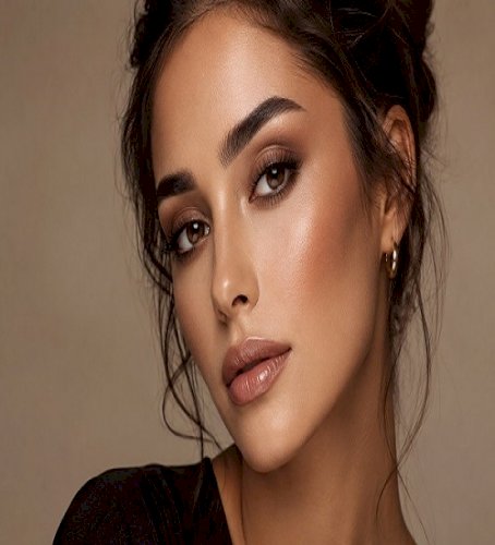 Espresso Makeup Style: The Rich, Bold Beauty Trend Taking Over 2026