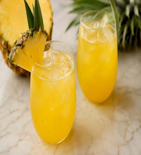 Pineapple Coolers: The Ultimate Tropical Summer Drink