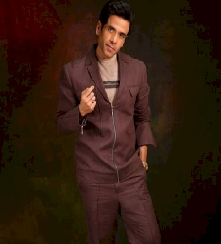 Tusshar Kapoor shares memories of his first meeting with Kareena in Kashmir