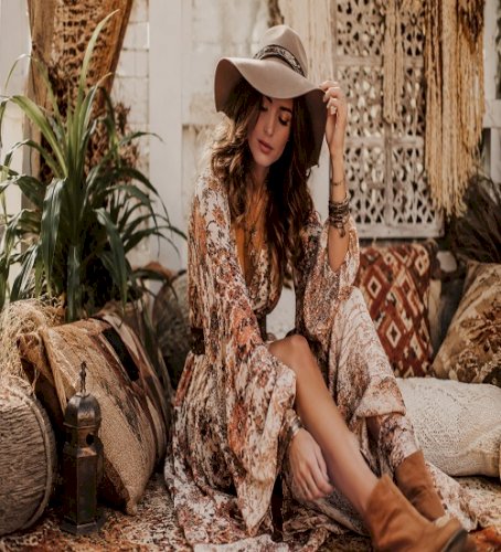 Bohemian Style Guide: Embrace Free-Spirited Fashion with Effortless Elegance